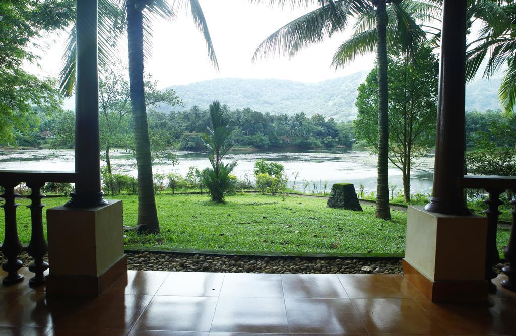 Отель Soma Birds Lagoon Kotamangalam Экстерьер фото