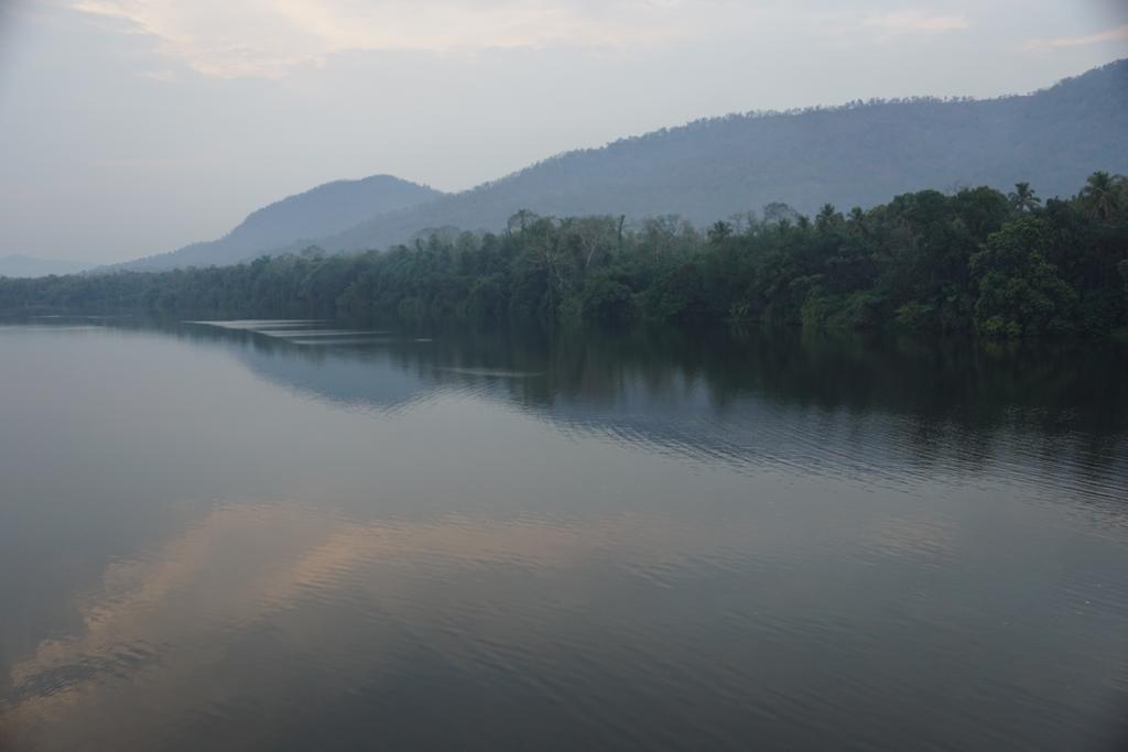 Отель Soma Birds Lagoon Kotamangalam Экстерьер фото