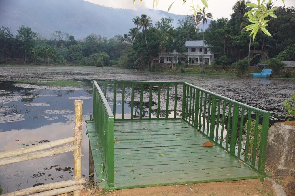 Отель Soma Birds Lagoon Kotamangalam Экстерьер фото